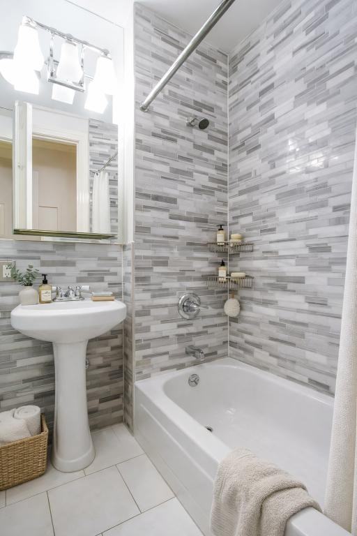 Leroy Street #3A - Photo 4 of 4