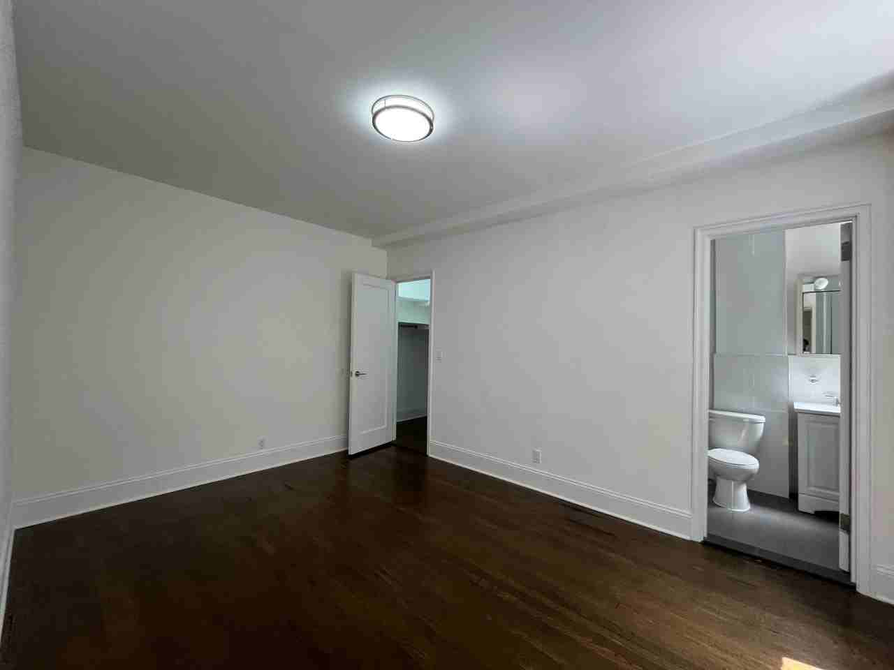 East 46th Street #8C - Photo 6 of 8