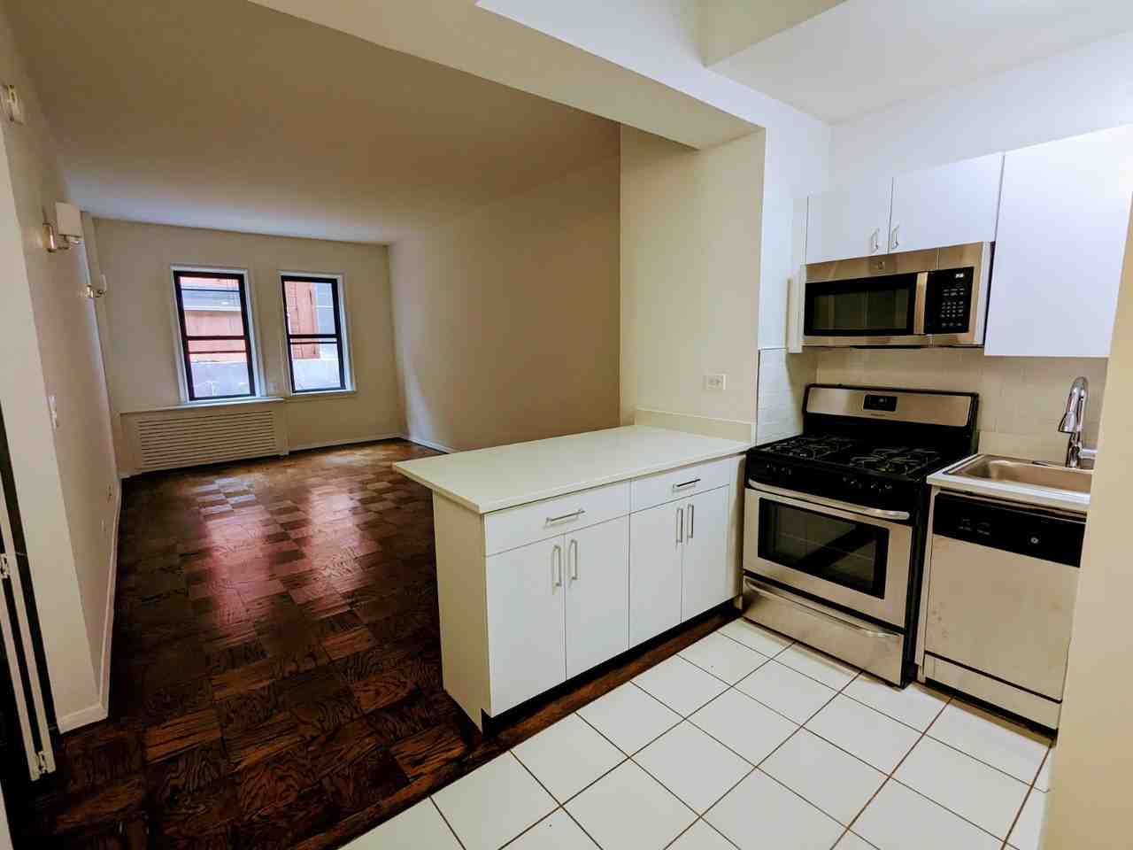 West 22nd Street #3N - Photo 4 of 7