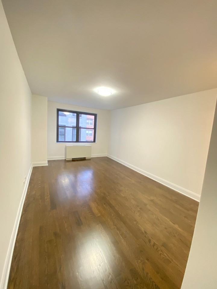 5th Avenue #14E - Photo 2 of 7