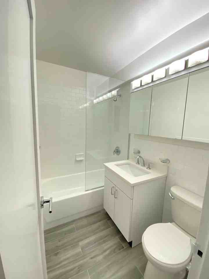 5th Avenue #14E - Photo 4 of 7