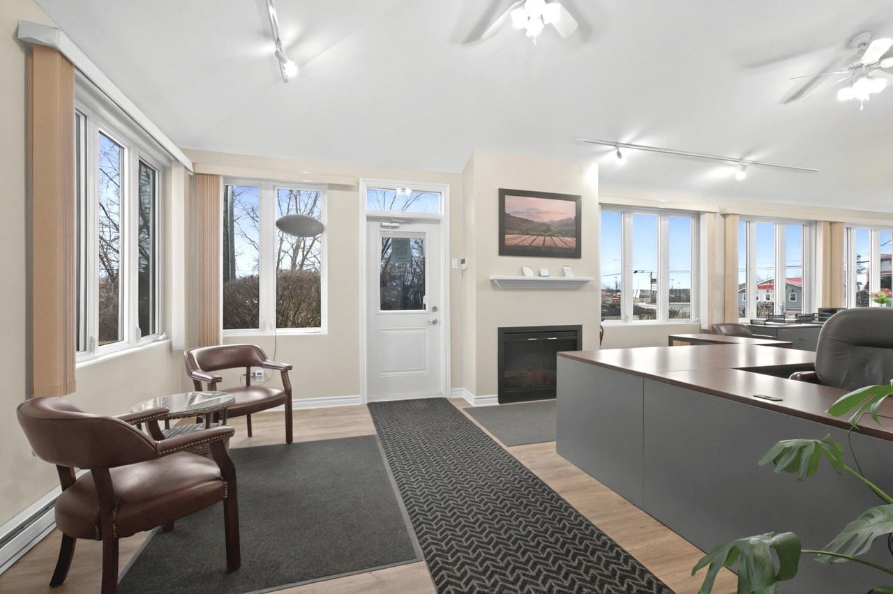 Mapleton Village Apartments - Photo 3 of 22