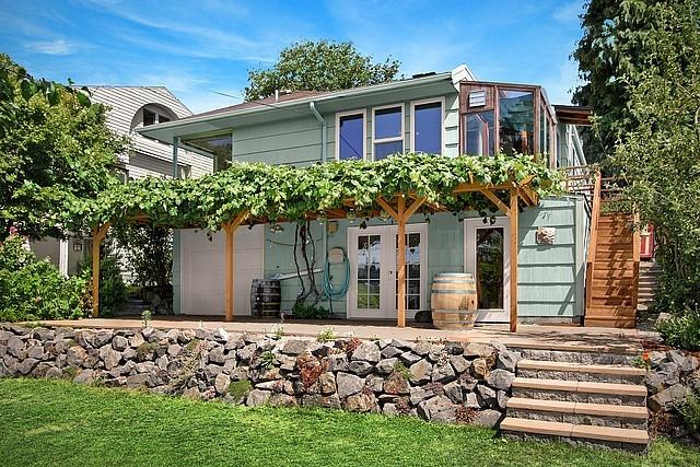 3245 31st Avenue West #1 - Photo 2 of 19