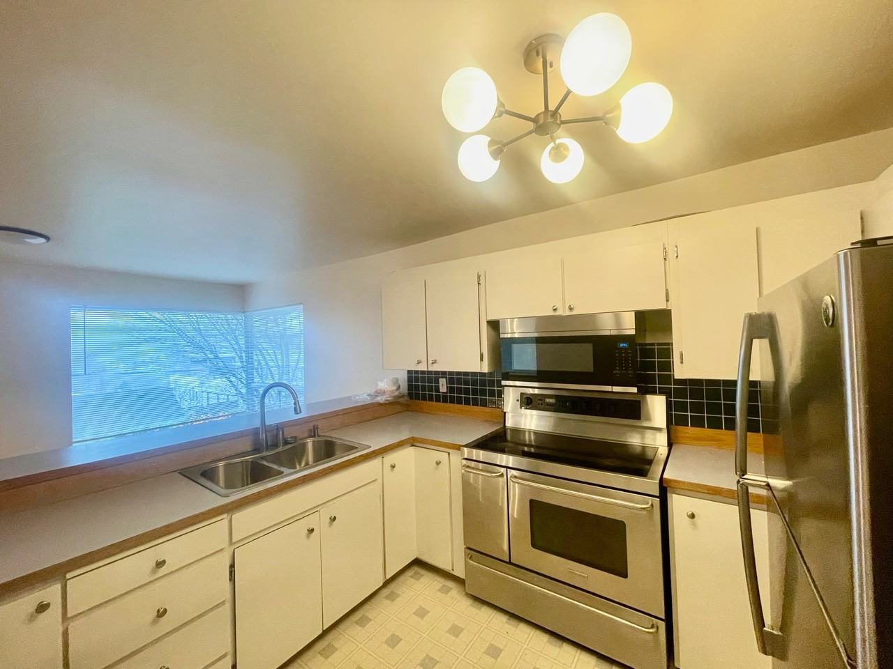 3245 31st Avenue West #1 - Photo 5 of 19