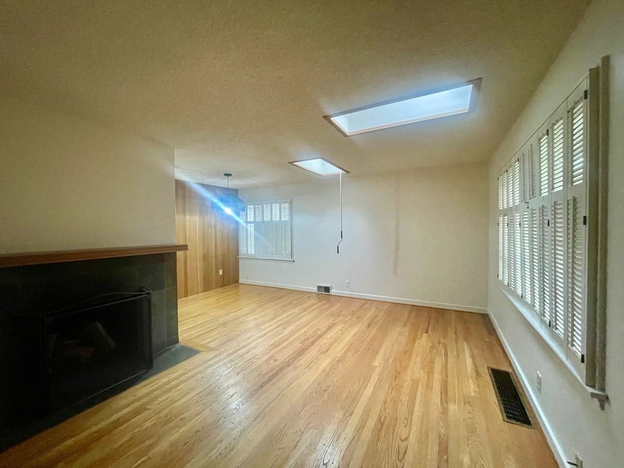 3245 31st Avenue West #1 - Photo 6 of 19