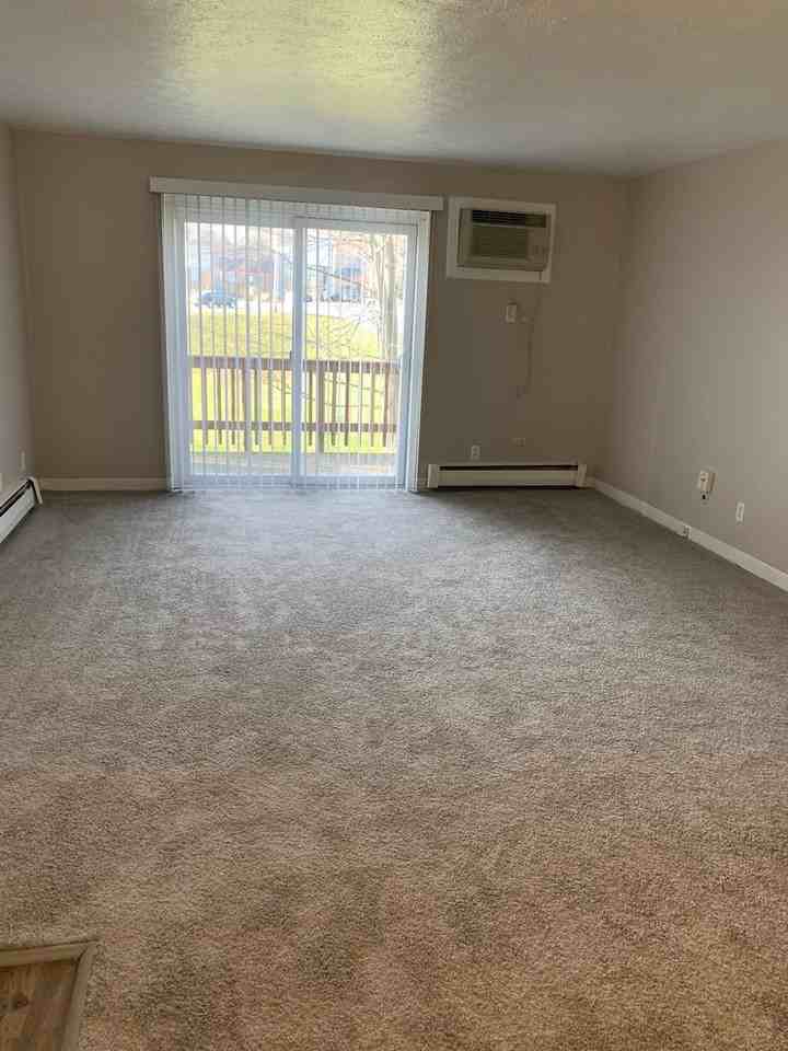 Queensdale - Photo 7 of 31