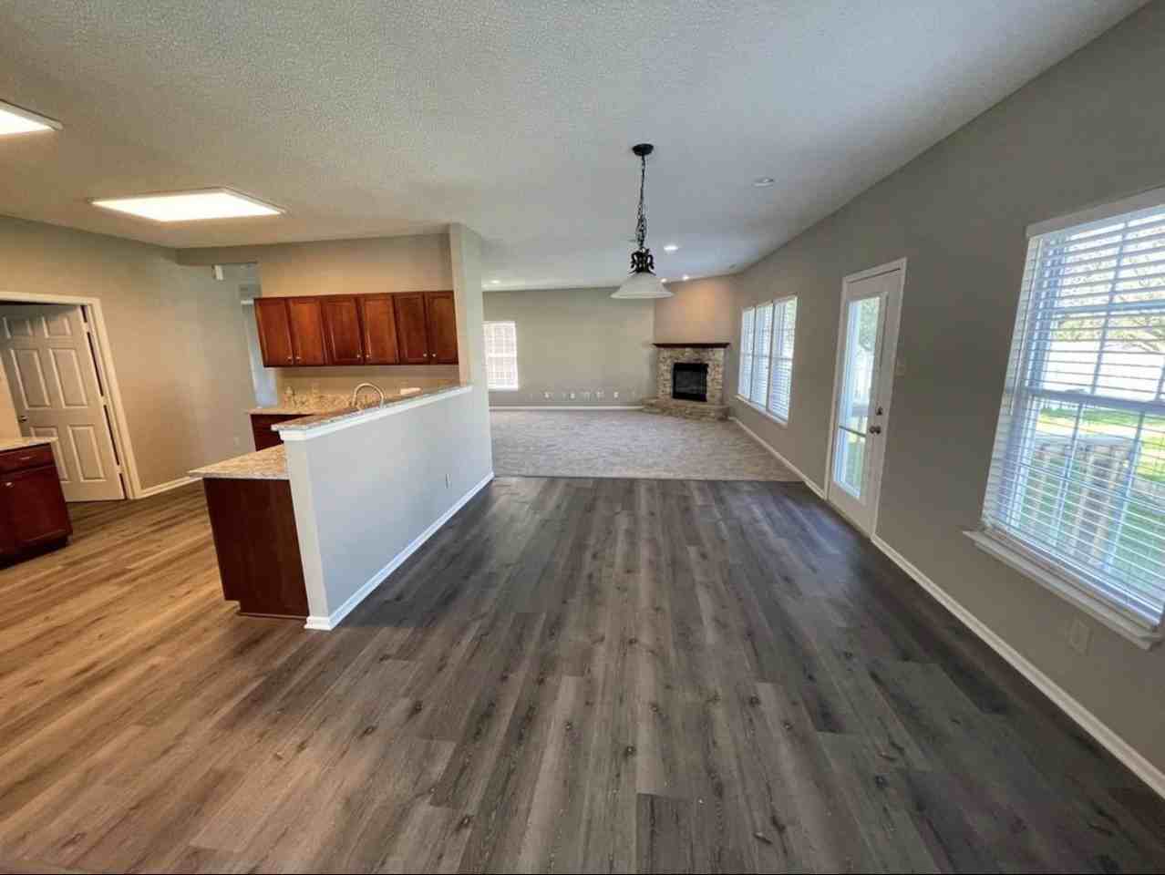 12550 East 131st Street #1 - Photo 4 of 24