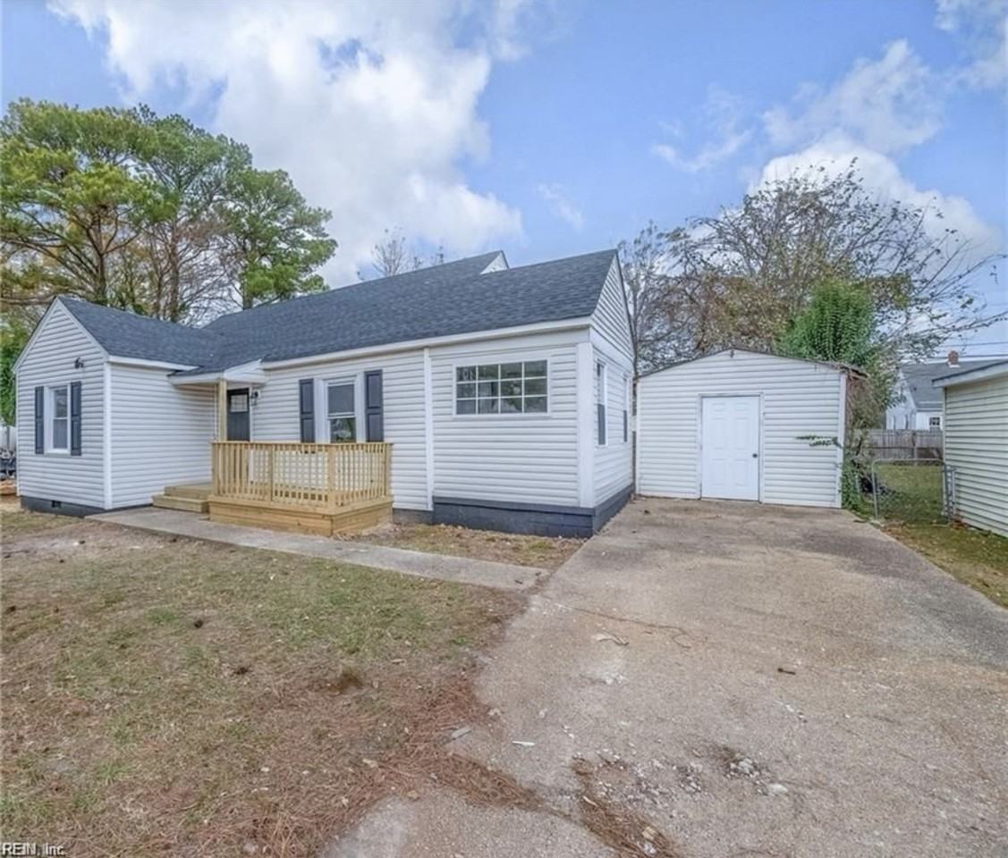 15 Henry Street #1 - Photo 2 of 12