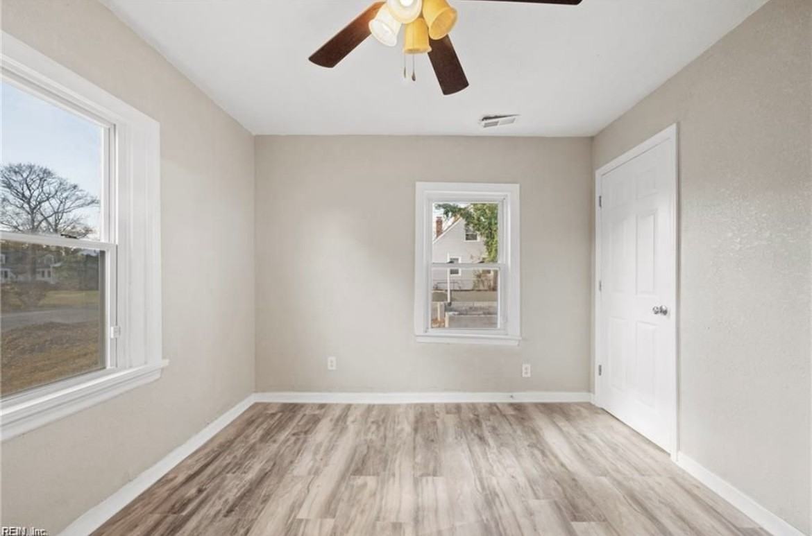 15 Henry Street #1 - Photo 7 of 12