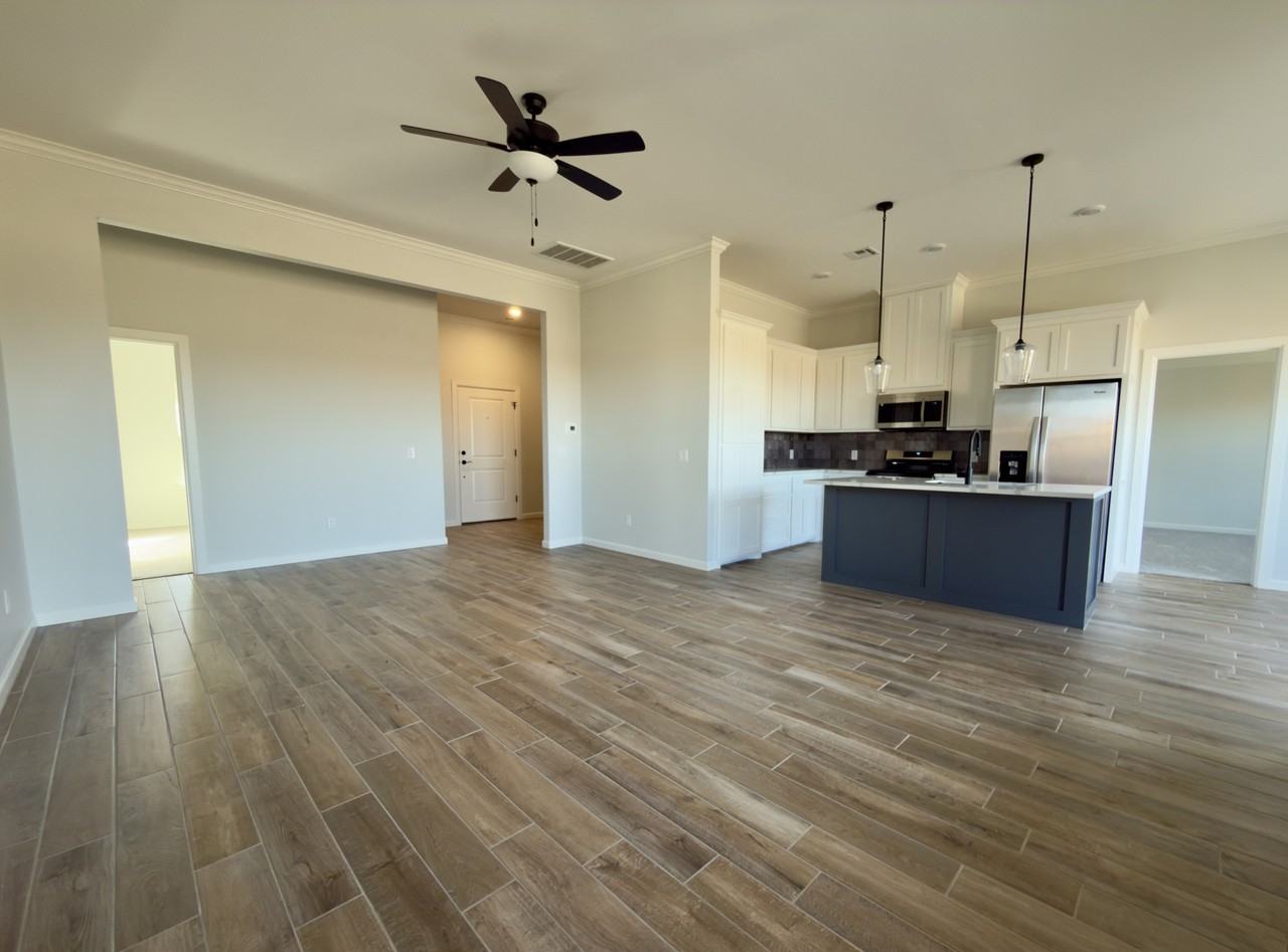 3301 NW 178th Ter #1 - Photo 5 of 18