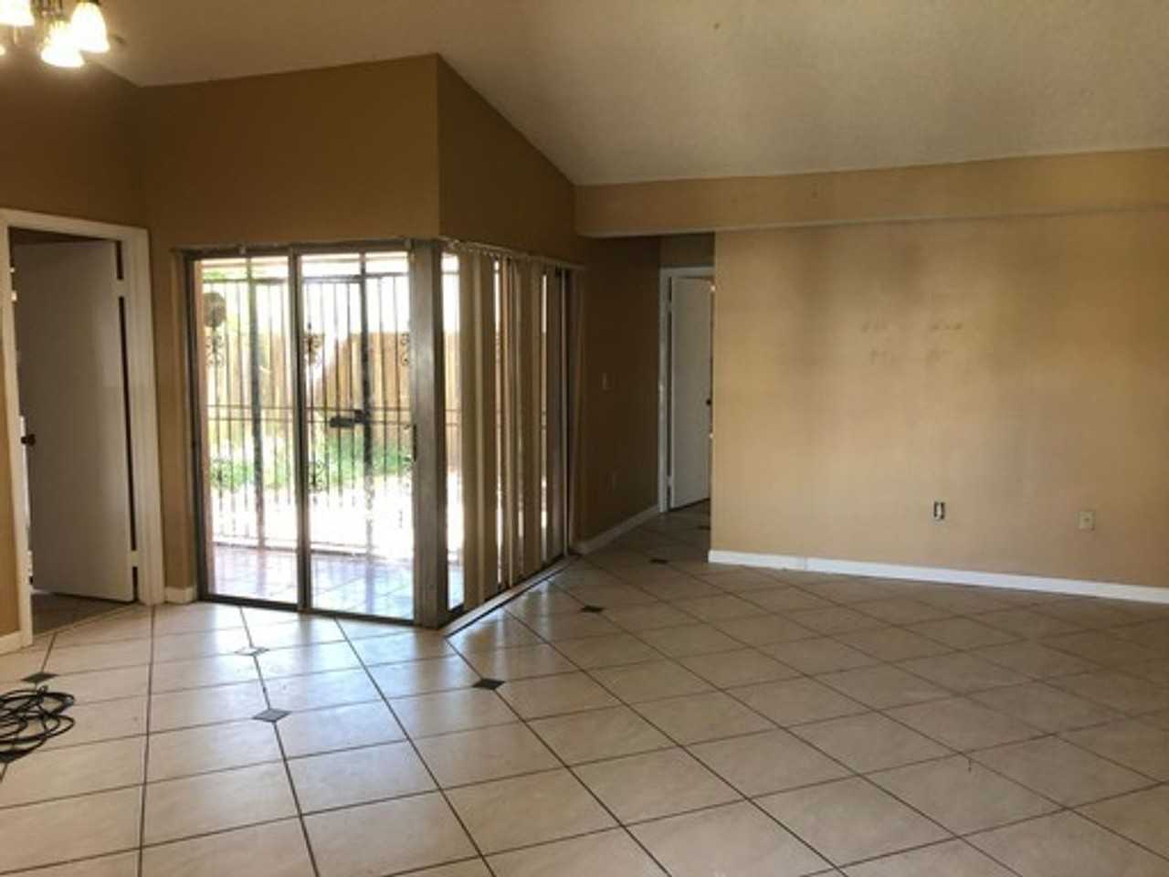 809 Northeast 214th Lane #2 - Photo 2 of 10