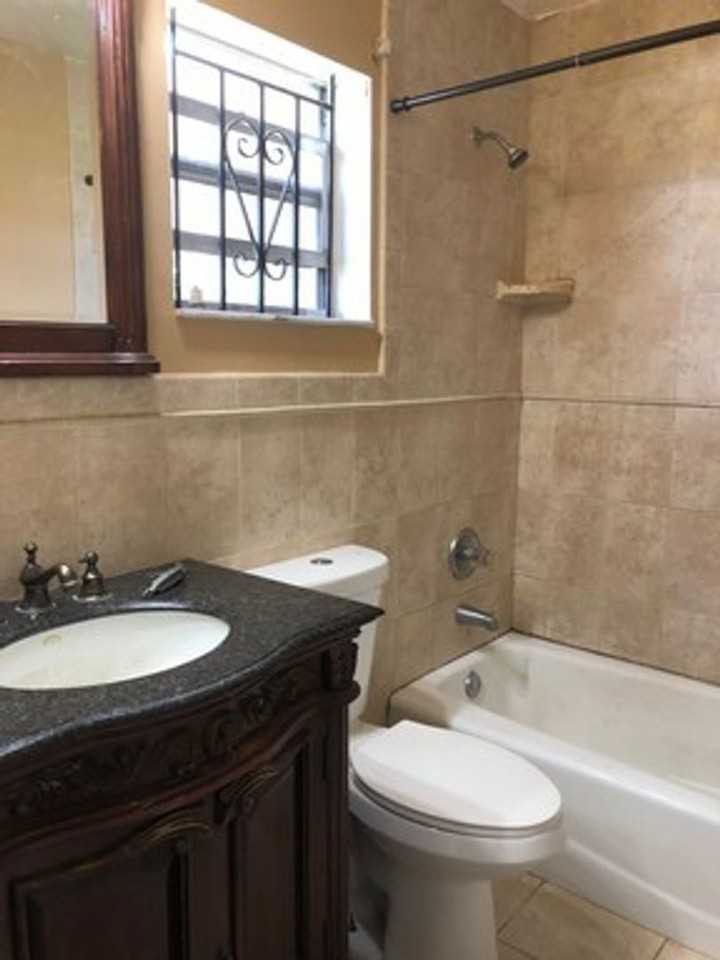 809 Northeast 214th Lane #2 - Photo 3 of 10