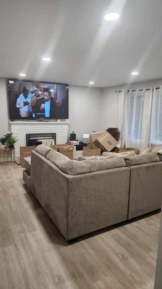 9808 South 252nd Street - Photo 5 of 26