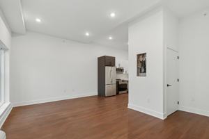 featured image of 501 Washington Lane