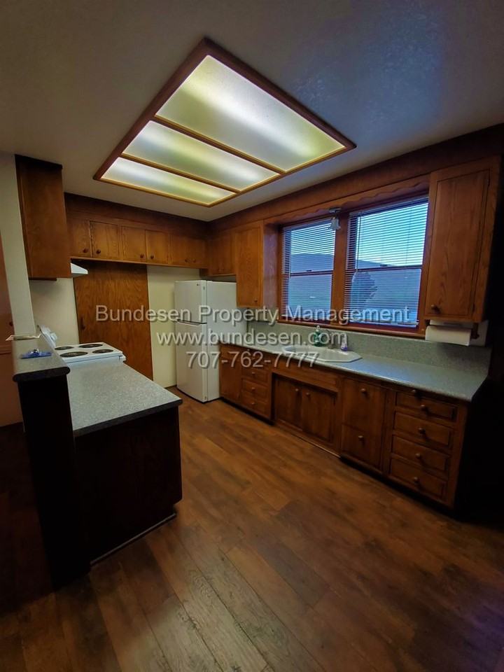 3501 Middle Road - Photo 2 of 21