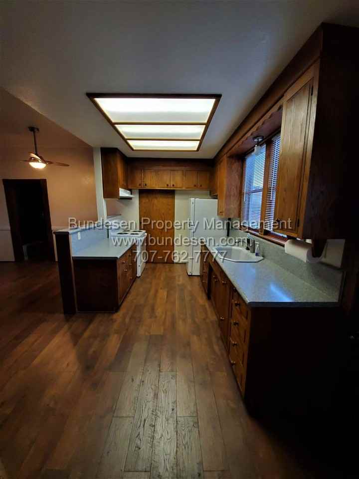 3501 Middle Road - Photo 3 of 21