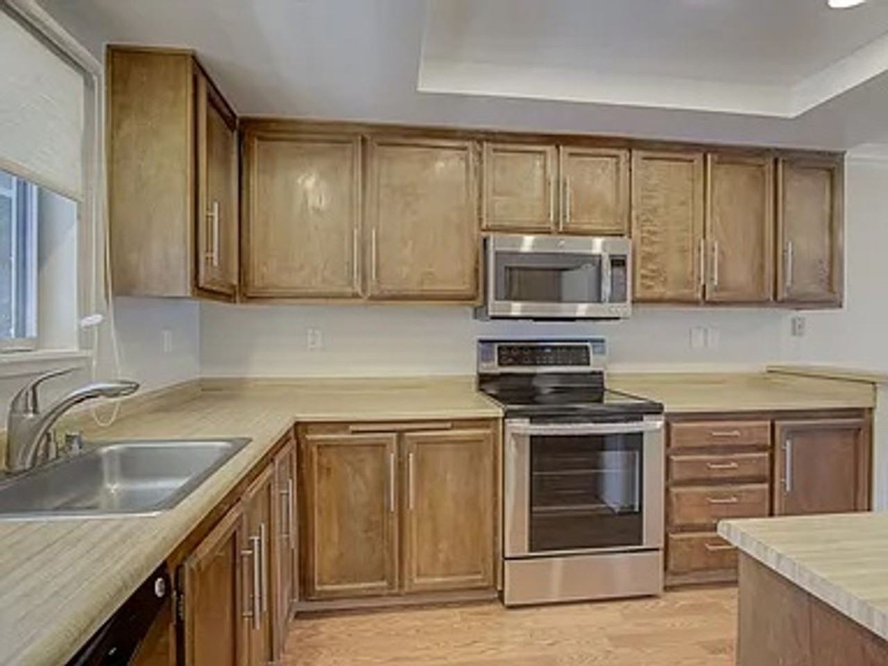 1370 Las Juntas Way - Photo 3 of 23