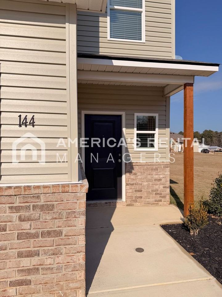 144 Dogwood Lane - Photo 6 of 40