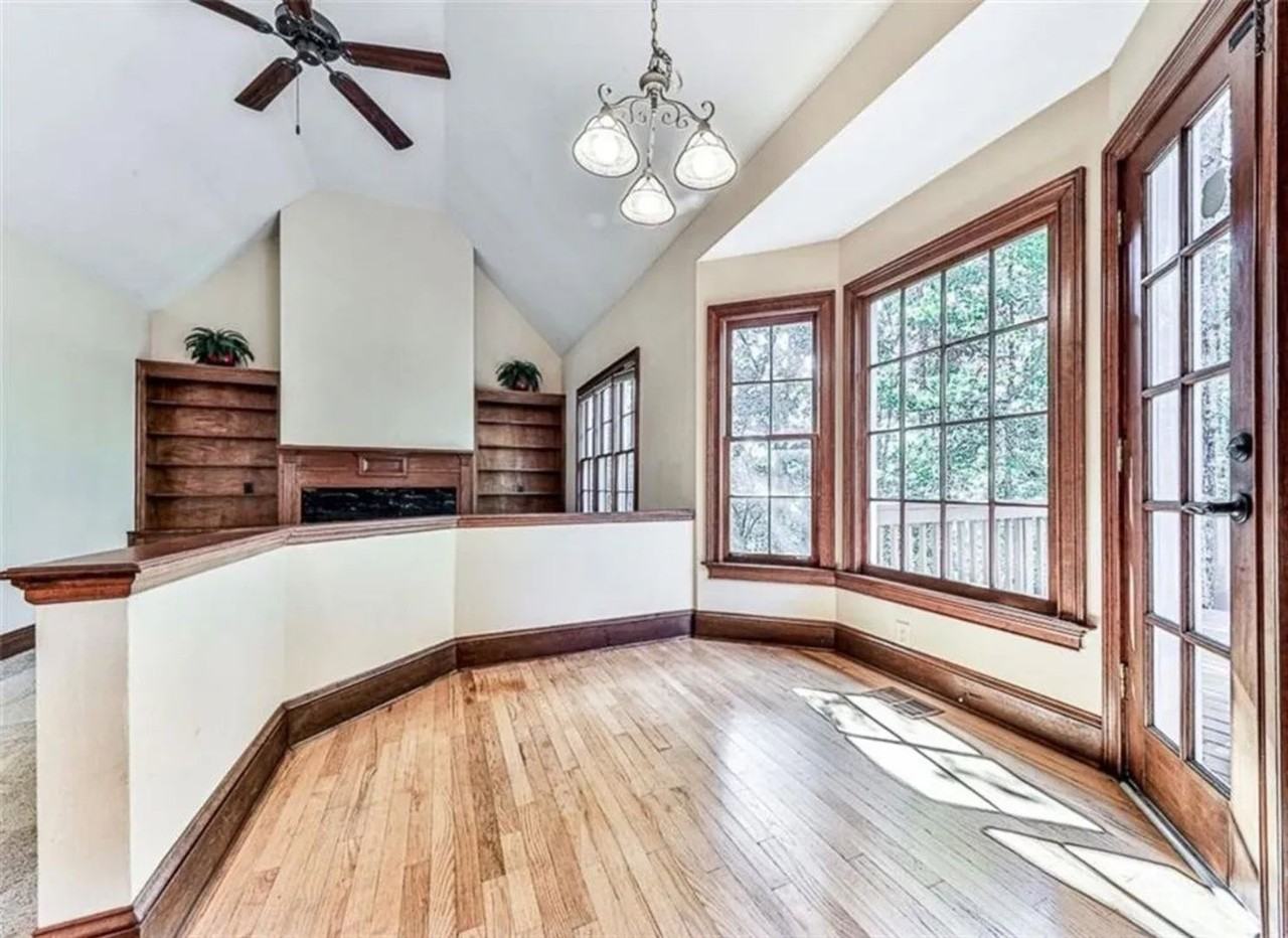 2851 Riverfront Drive - Photo 5 of 15