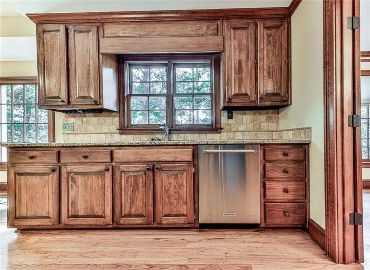 2851 Riverfront Drive - Photo 3 of 15