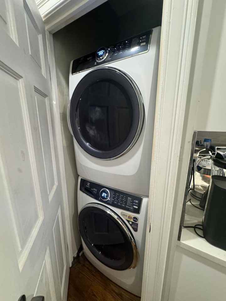 90 Calumet Street - Photo 6 of 12