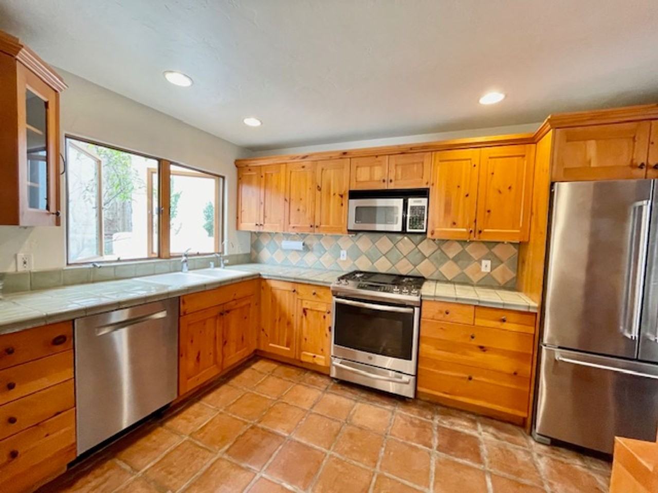 1021 Laguna Street #5 - Photo 4 of 19