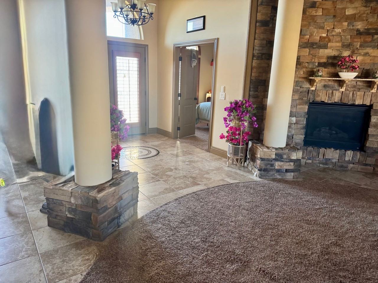 212 Palmer Court - Photo 5 of 17