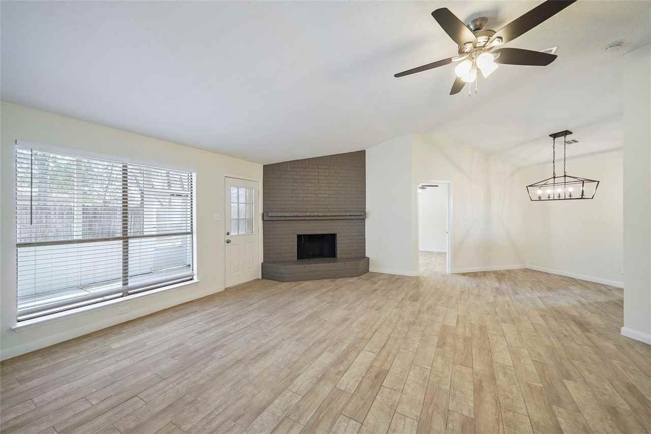 22810 Dairy Gate Drive - Photo 5 of 8