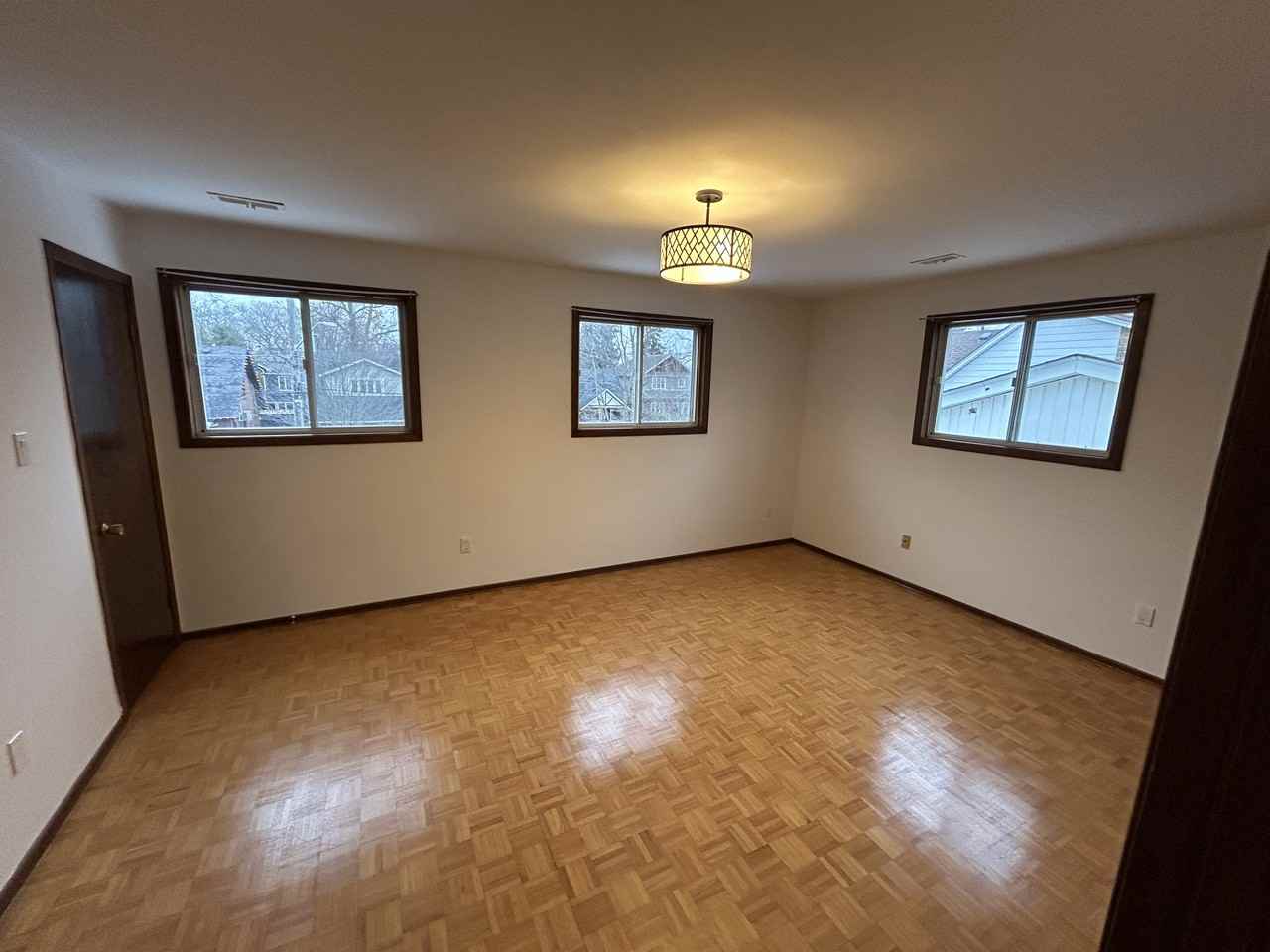 Kingston Rd & Warden Ave. - Photo 5 of 11