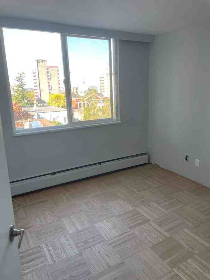 1345 West 13th Avenue #5 - Photo 2 of 9