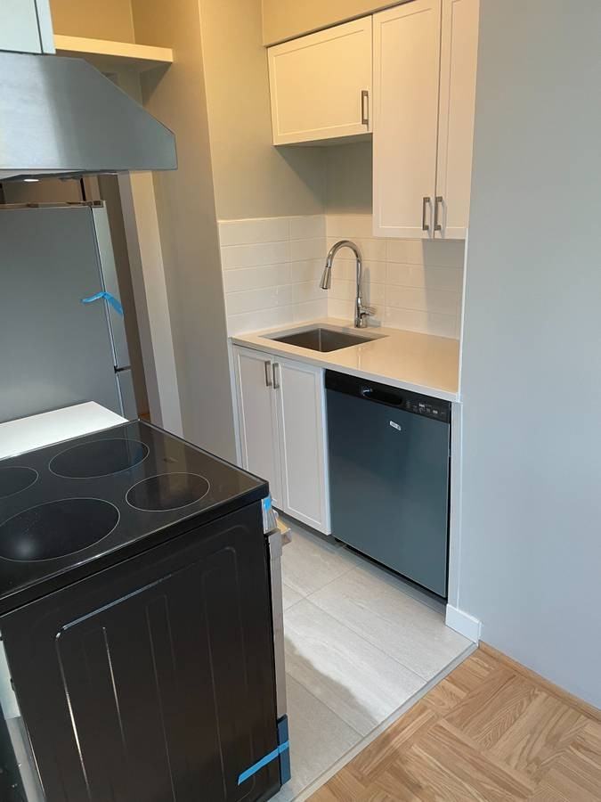 1345 West 13th Avenue #5 - Photo 4 of 9