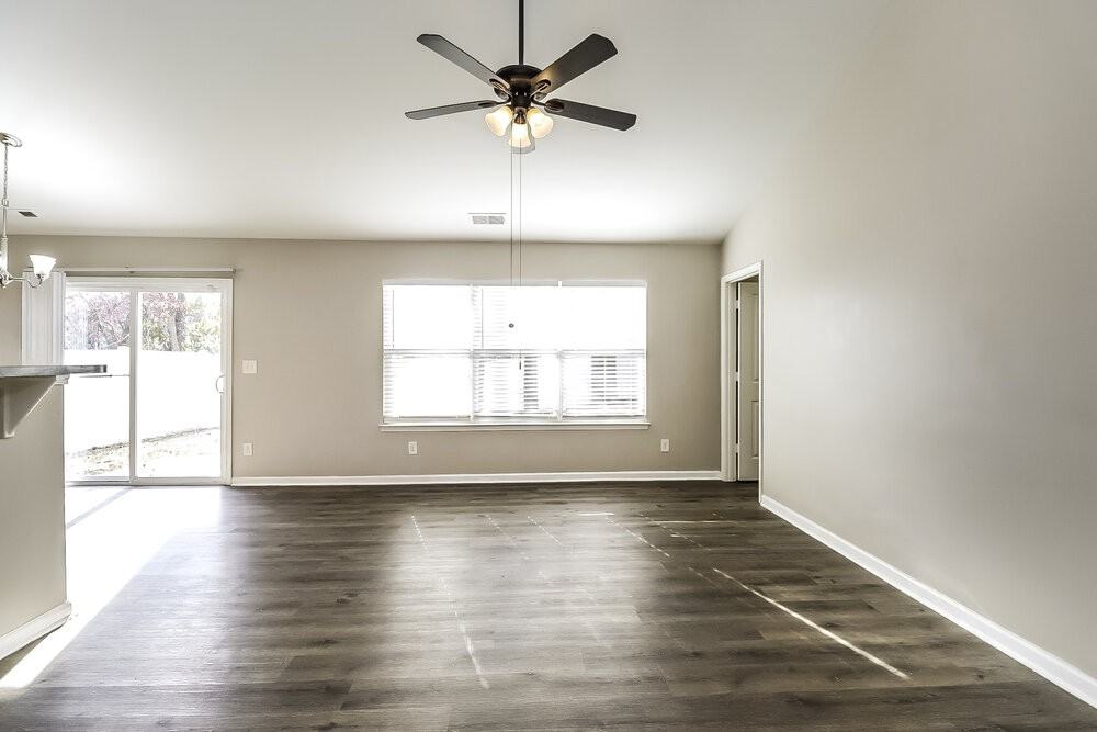 5012 Broad Leaf Ct - Photo 5 of 17