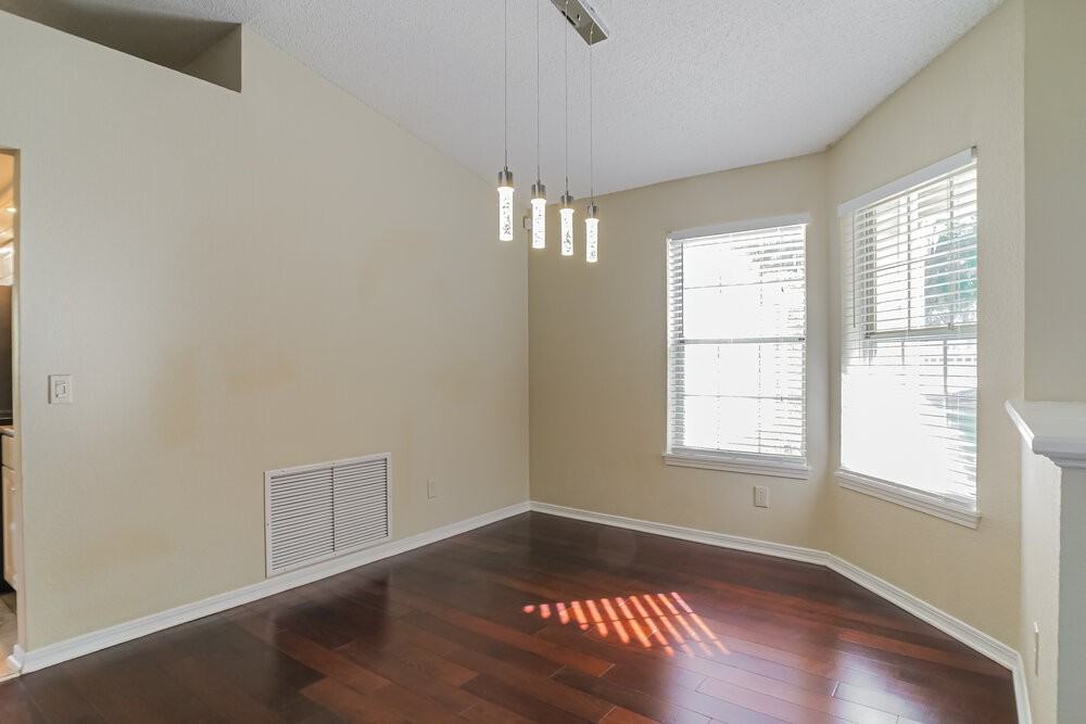 105 Harbour Island Ct - Photo 6 of 16