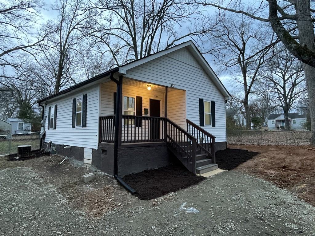 1300 Brookdale Street - Photo 6 of 19