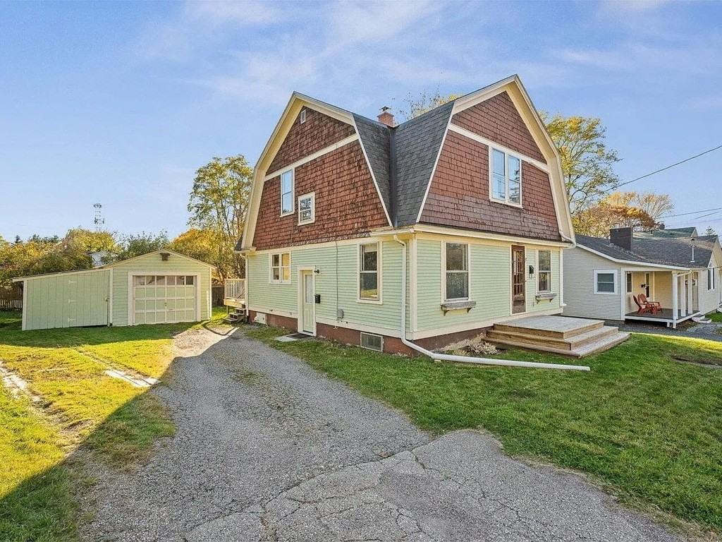 19 White Place #1-2 - Photo 2 of 12