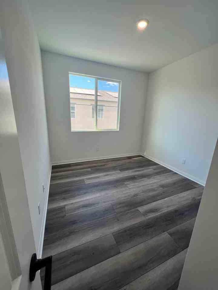 2165 Bluestone Circle - Photo 2 of 20