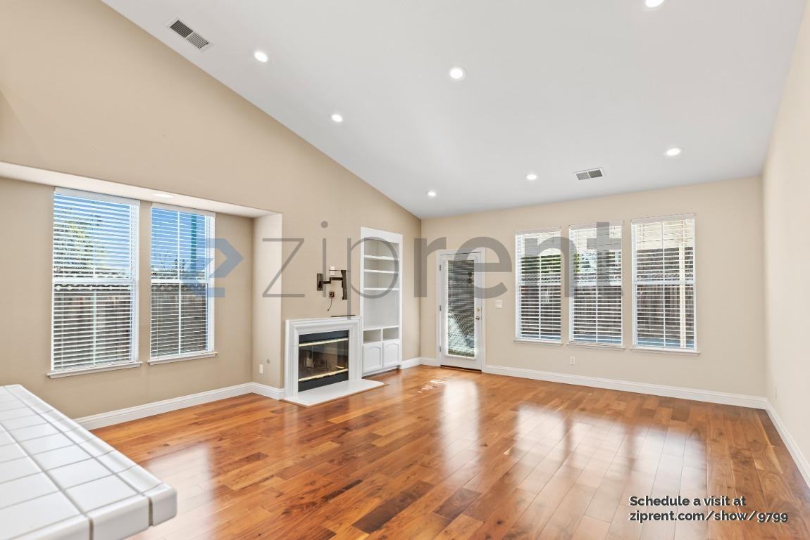 1468 Bergerac Dr - Photo 5 of 20