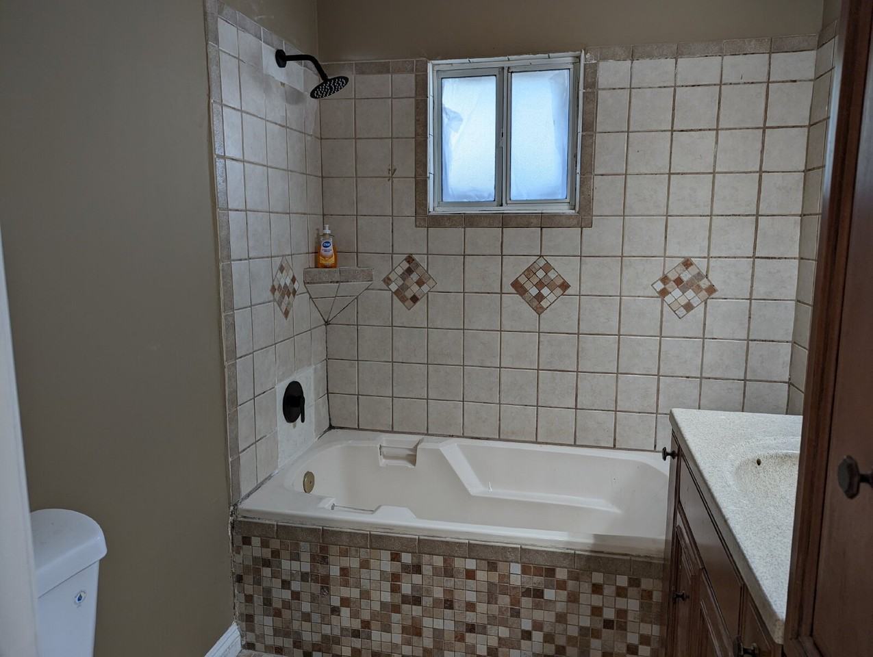 E Highland Ct - Photo 7 of 14