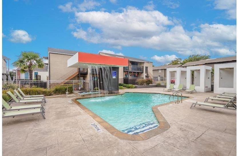 Cityscape - Photo 4 of 25