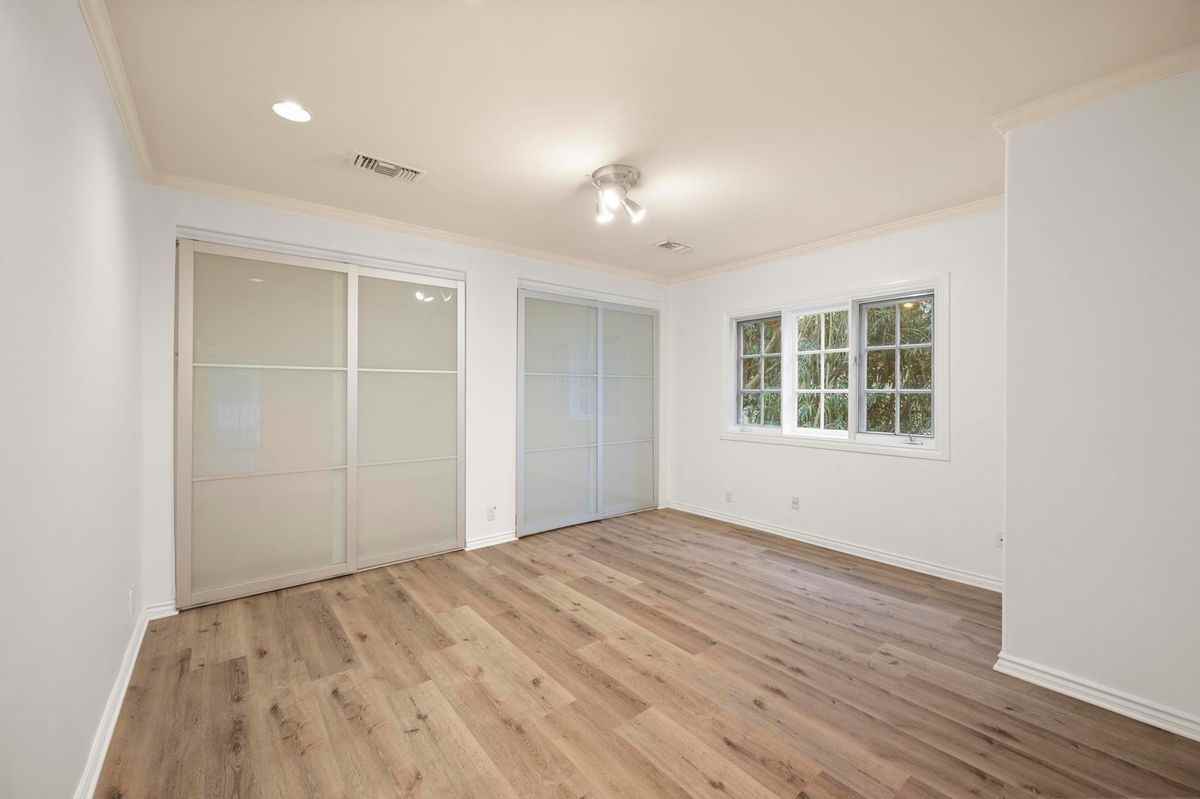 28510 W Driver Avenue - Photo 4 of 50