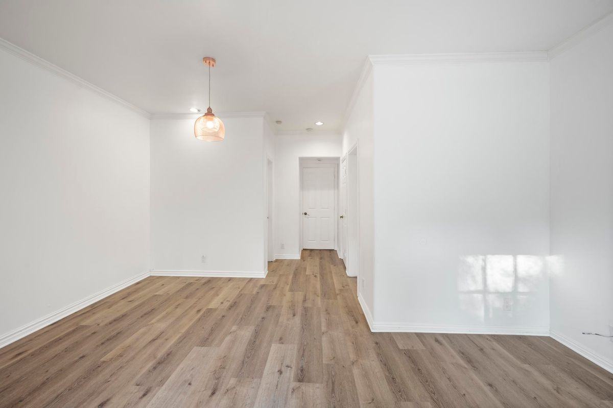 28510 W Driver Avenue - Photo 6 of 50