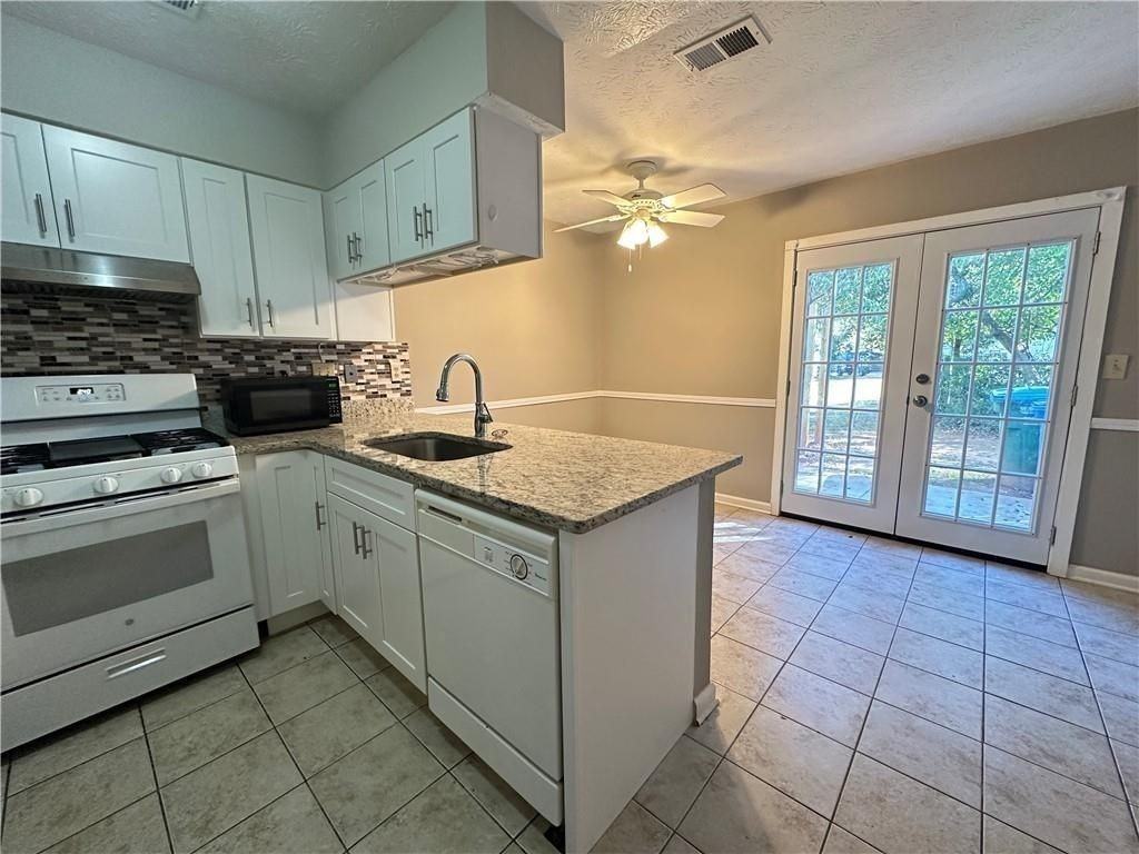 6630 Witherington Court - Photo 4 of 19