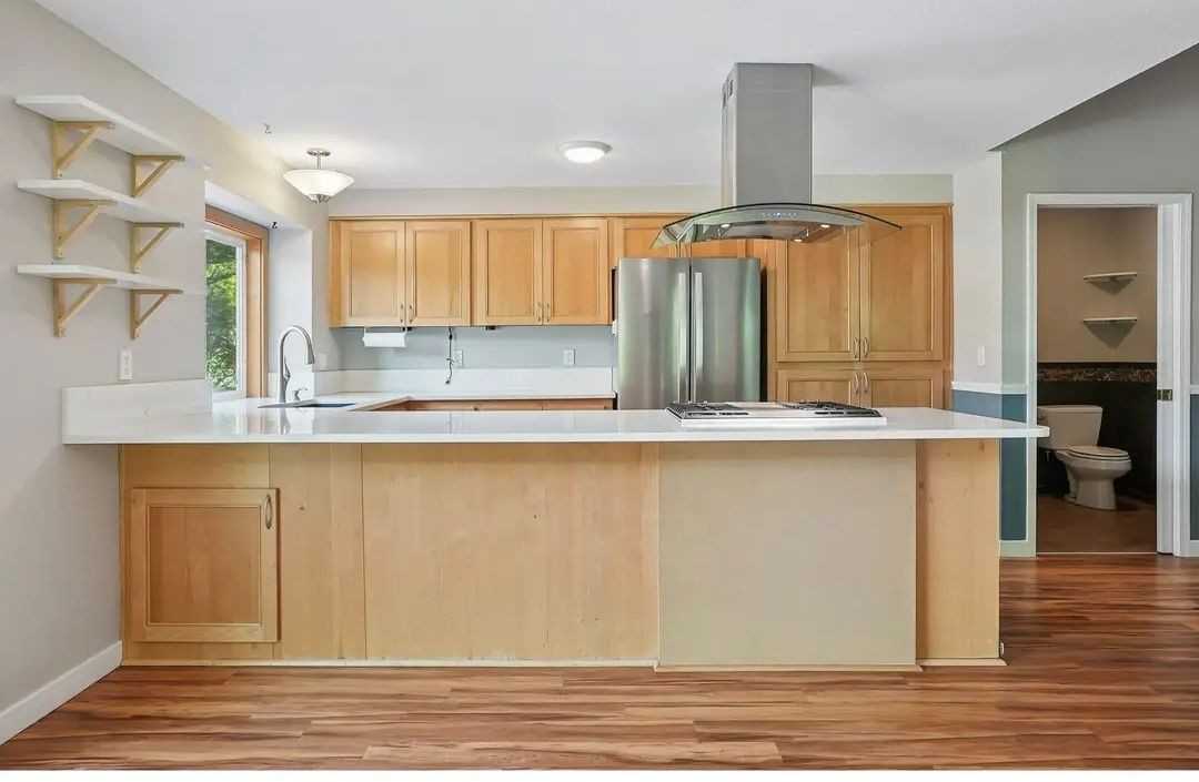 2477 Southeast Lindenbrook Court - Photo 6 of 22