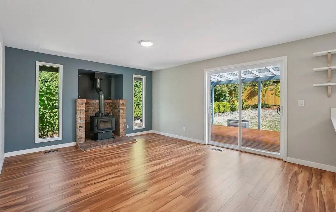 2477 Southeast Lindenbrook Court - Photo 7 of 22