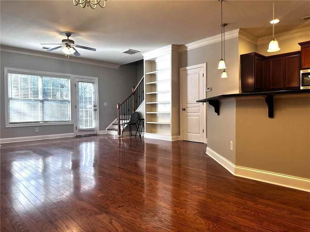 117 Townview Drive - Photo 5 of 18