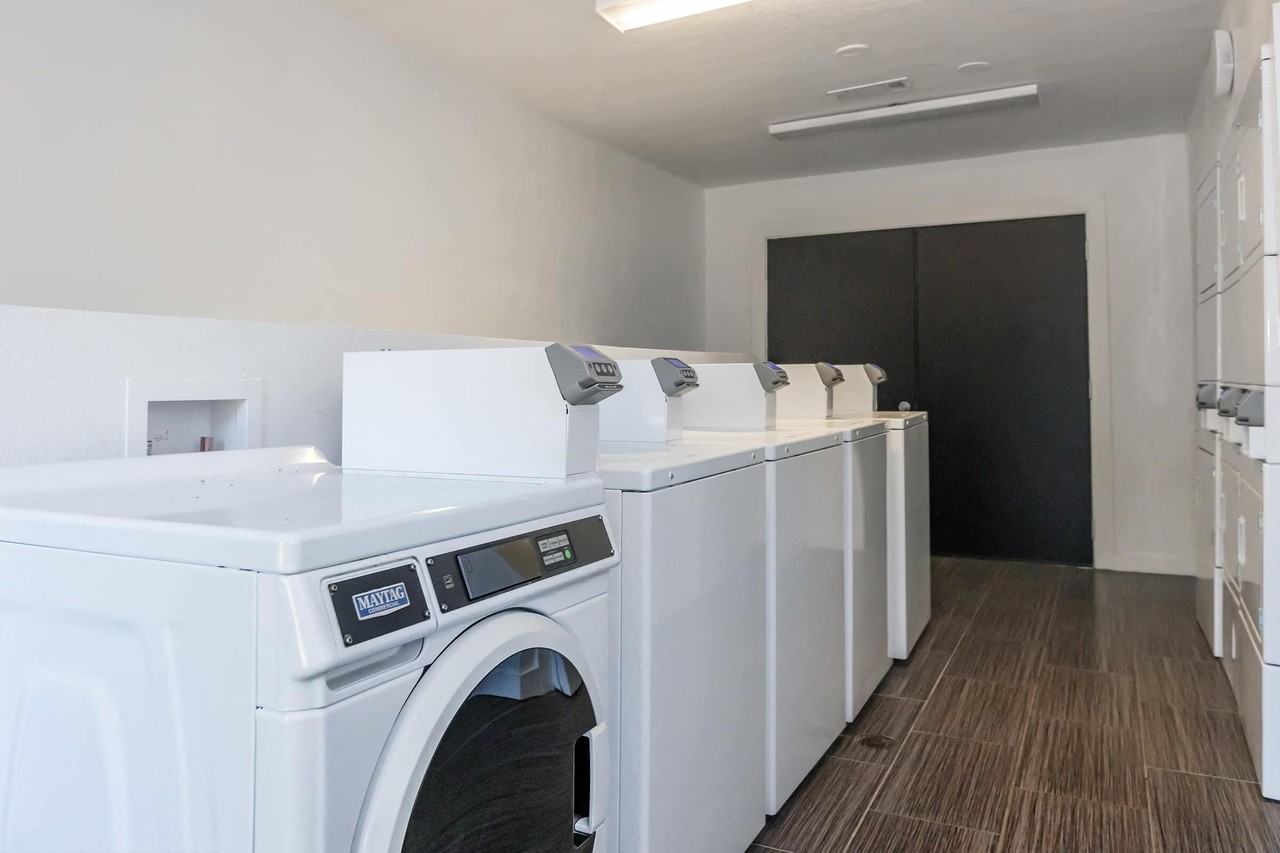 Oakline Apartments - Photo 7 of 50