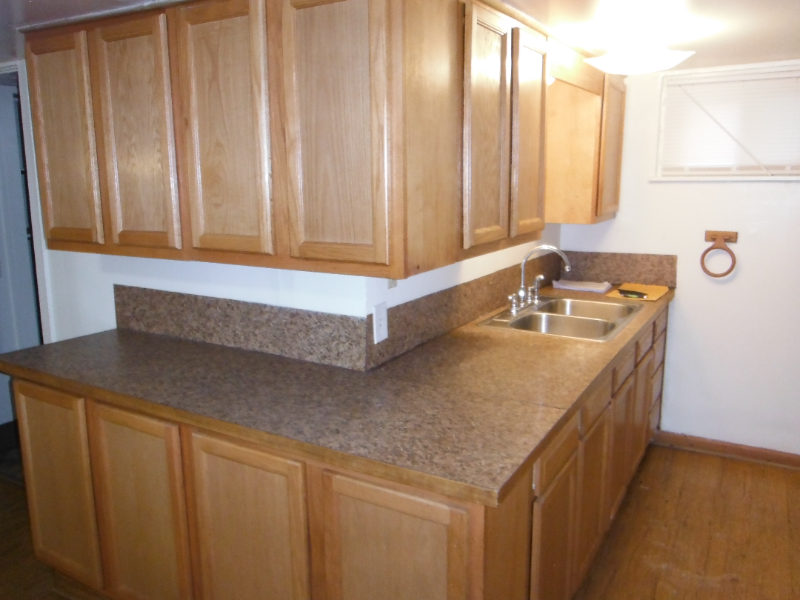 1005 Broad Avenue Northwest #100 - Photo 3 of 19