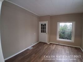 featured image of 1404 E 8th St #1
