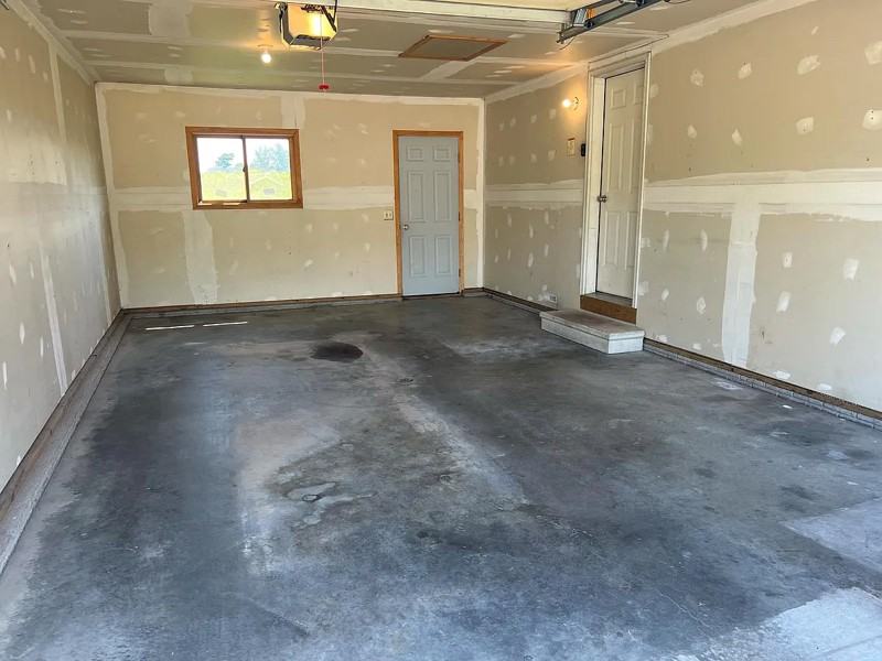 502 Steven Ave - Photo 6 of 7