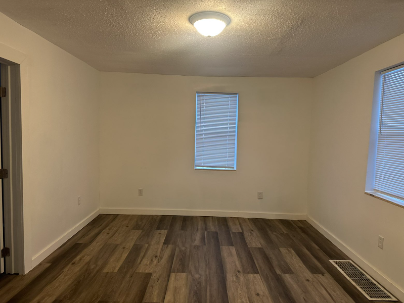 203 Roan Avenue #1 - Photo 4 of 9